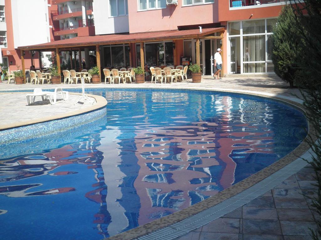 Private Apartments In Privilige Fort Beach Elenite Kültér fotó