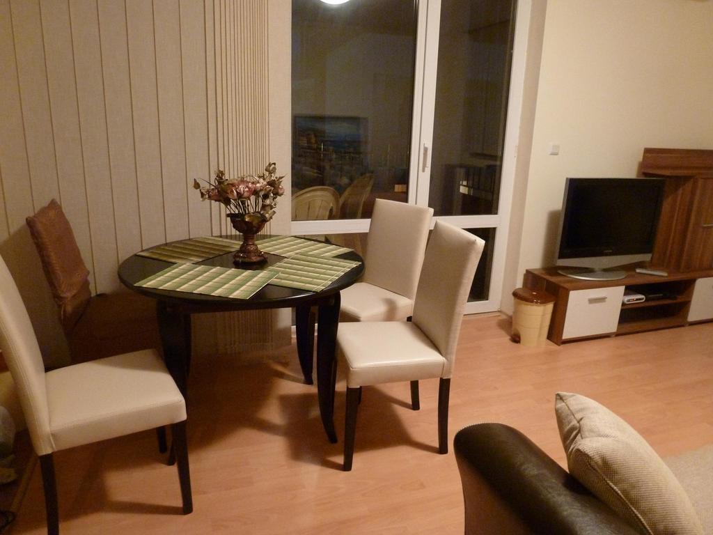 Private Apartments In Privilige Fort Beach Elenite Kültér fotó