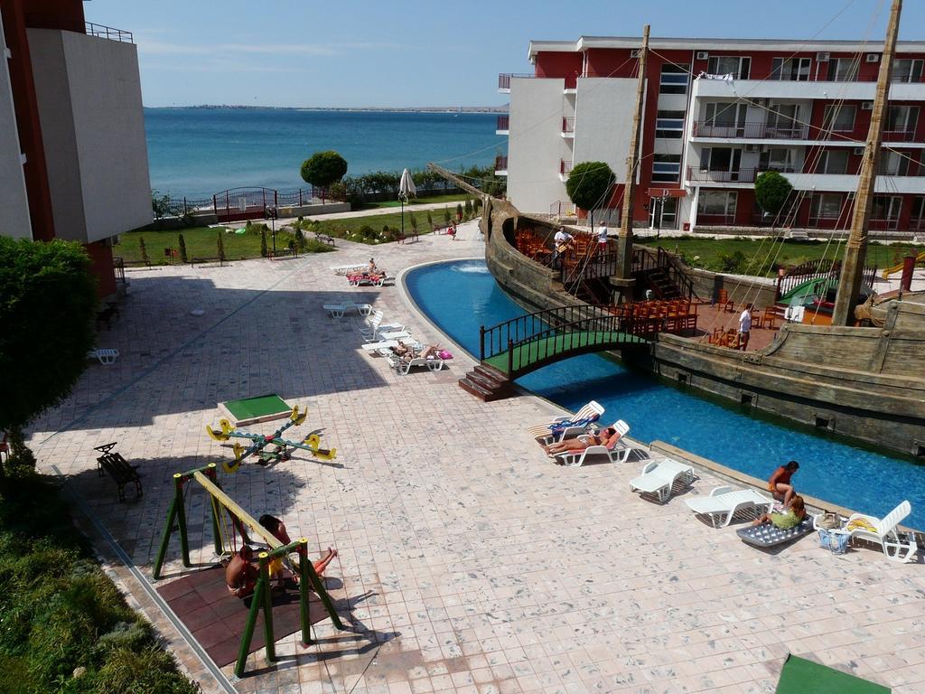 Private Apartments In Privilige Fort Beach Elenite Kültér fotó