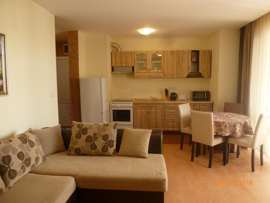 Private Apartments In Privilige Fort Beach Elenite Kültér fotó